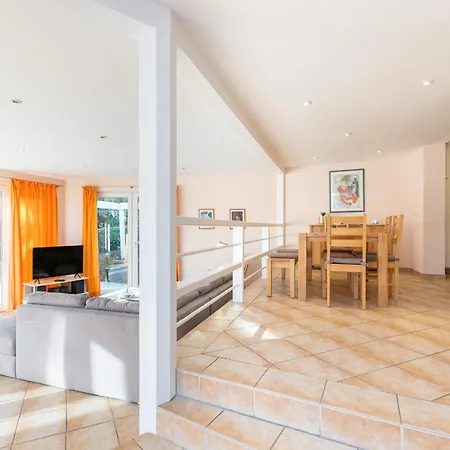 Iw - Komfort-apartment Im Winkel 13 - Feriendomizil Hollich *